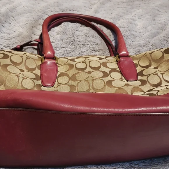 Authentic Coach Purse - Picture 9 of 13